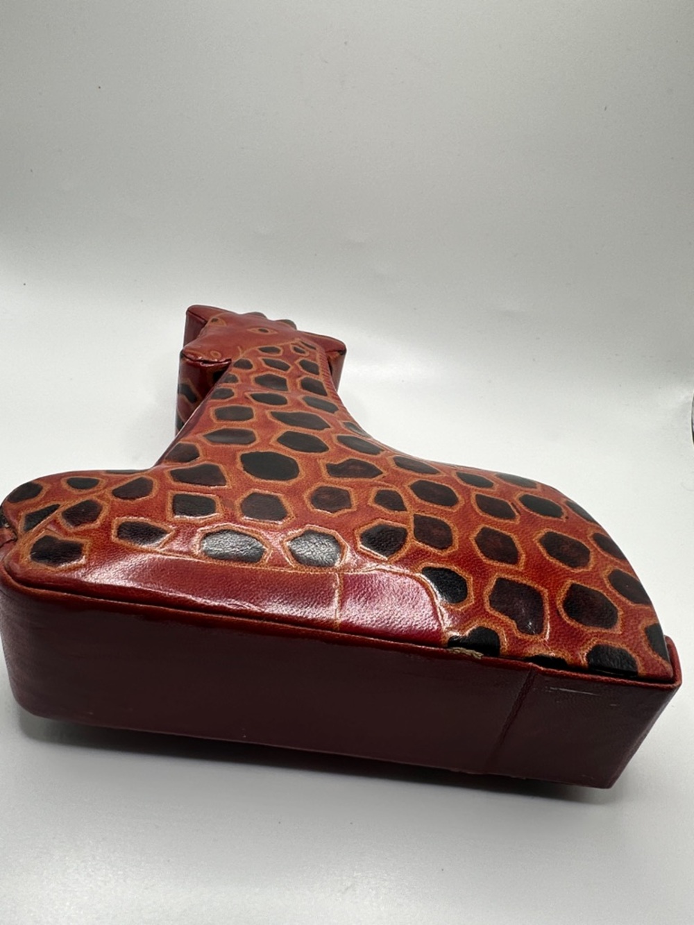 Source Unknown Red and Black leather Giraffe Accent - Picture 7 of 8